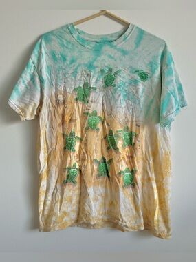 Vintage Tie-Dye Sea Turtle Graphic Tee tshirt top aqua ocean
